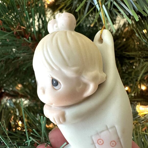 Vtg 1982 Precious Moments Babys First Christmas Ornament Enesco Birthday Club - Picture 7 of 12